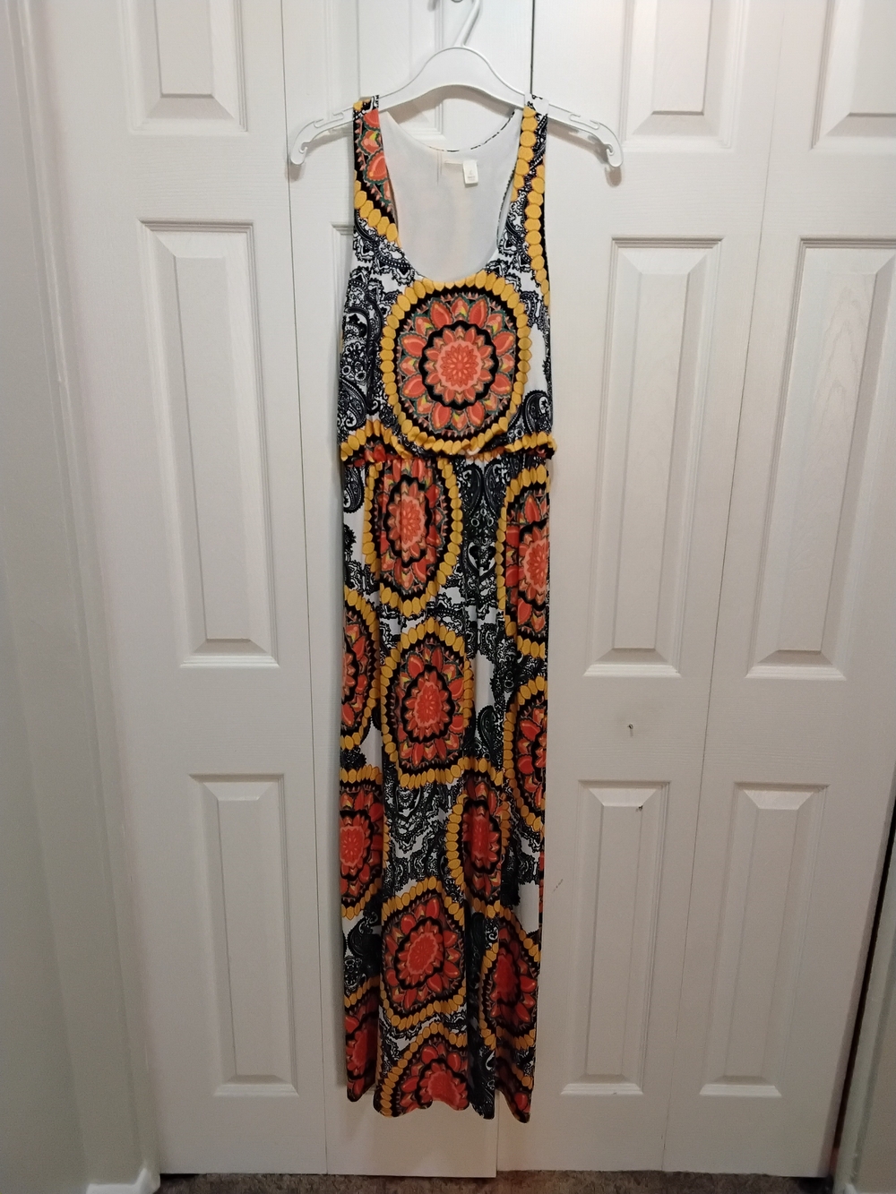 Sleeveless Maxi Dress with Orange and Yellow Medallion Print